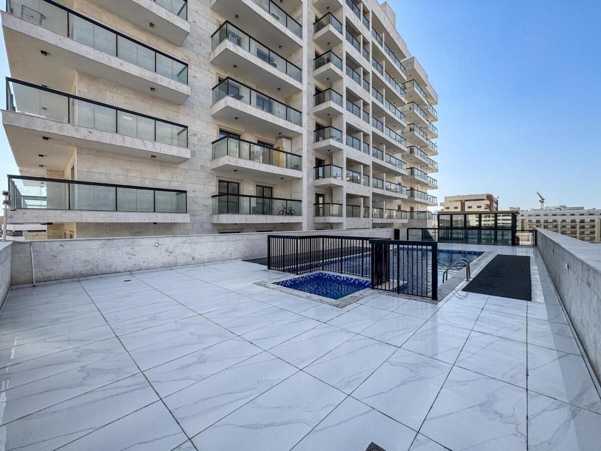 Stylish 1br Sanctuary With Gym And Pool Access