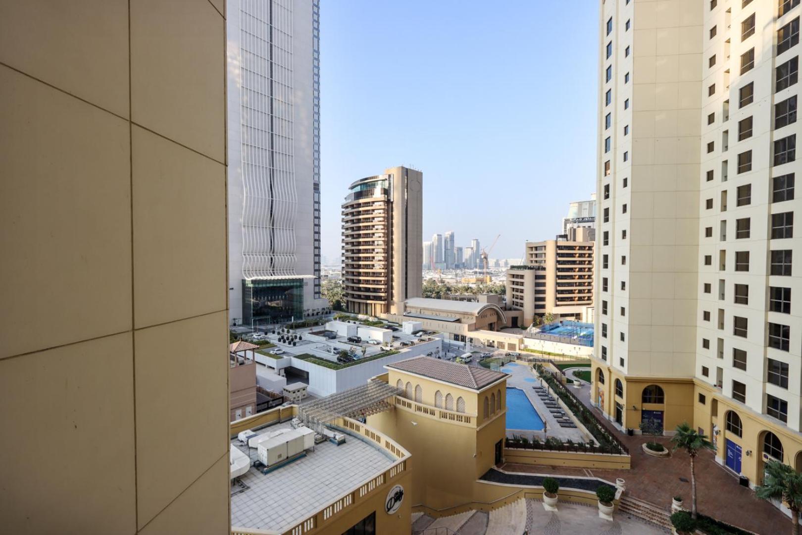 Apartment Livbnb-a Jbr Escape Spacious 3 Bedroom With Pool Table Dubai