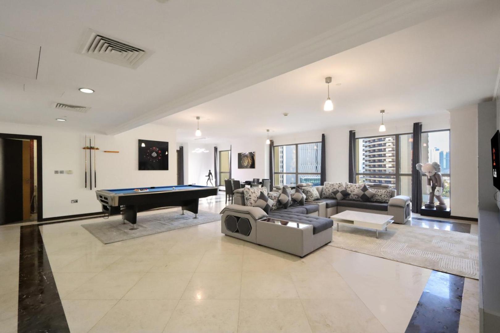 Livbnb-a Jbr Escape Spacious 3 Bedroom With Pool Table
