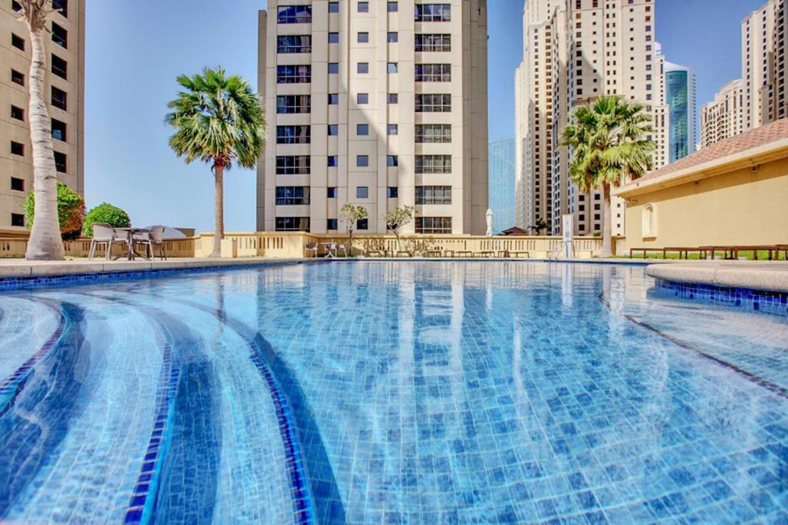 Livbnb-a Jbr Escape Spacious 3 Bedroom With Pool Table Apartment