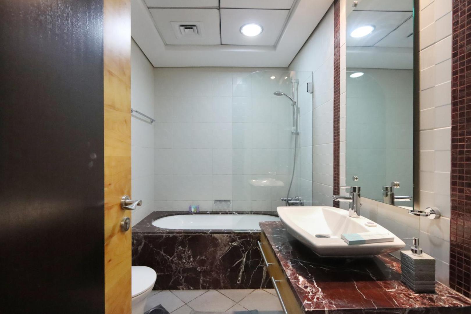 Apartment Livbnb-a Jbr Escape Spacious 3 Bedroom With Pool Table Dubai
