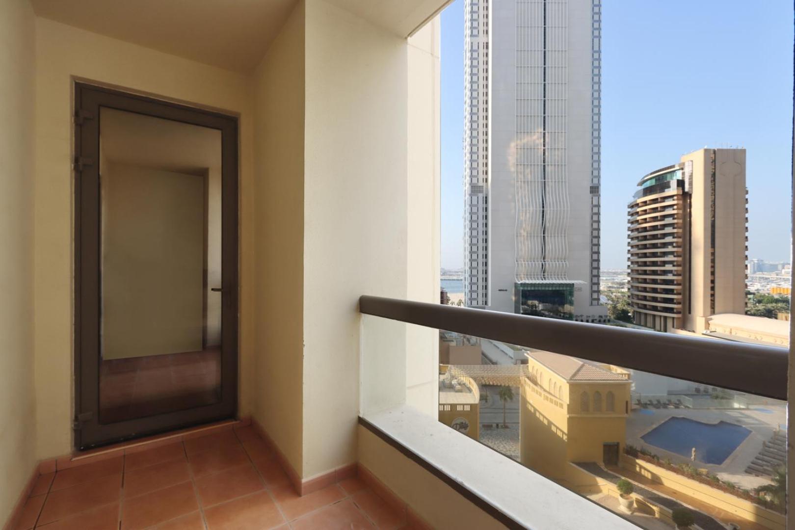 Livbnb-a Jbr Escape Spacious 3 Bedroom With Pool Table *