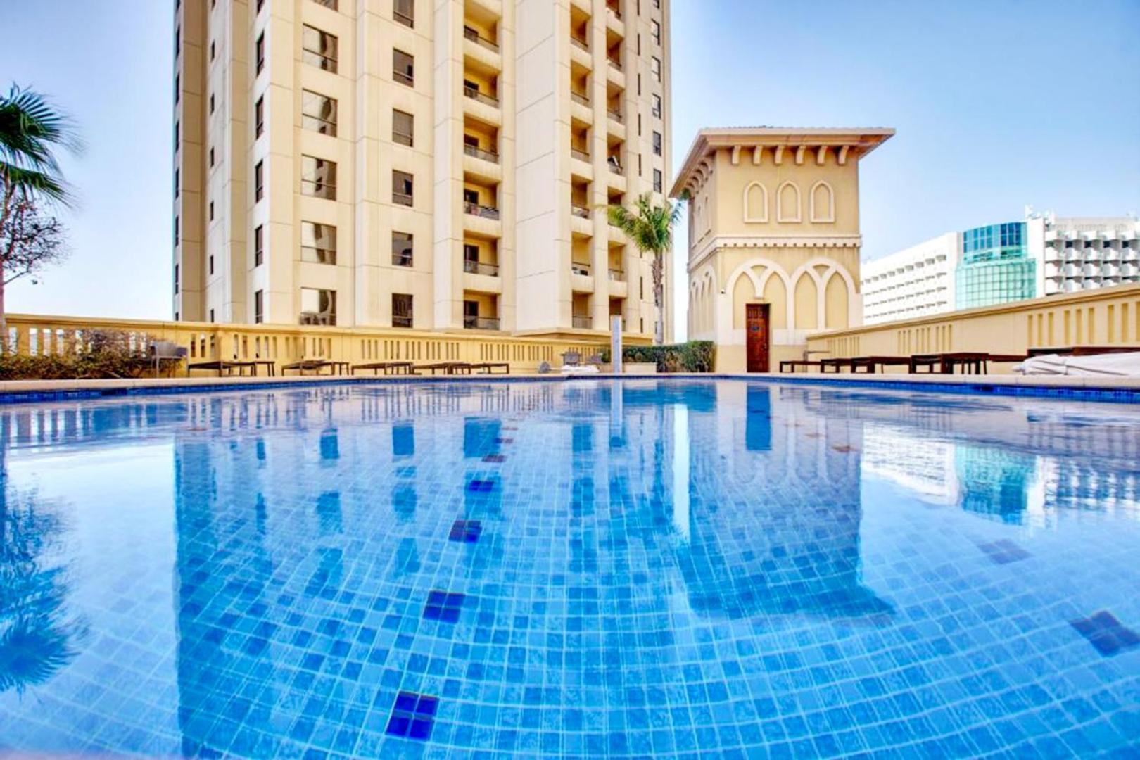 Livbnb-a Jbr Escape Spacious 3 Bedroom With Pool Table Dubai