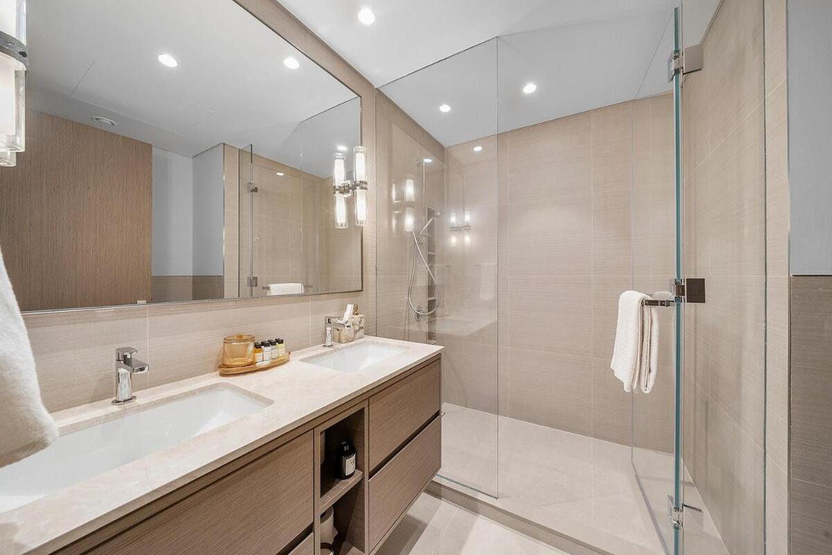 First Class 2br Burj Khalifa & Fountain View * Dubai