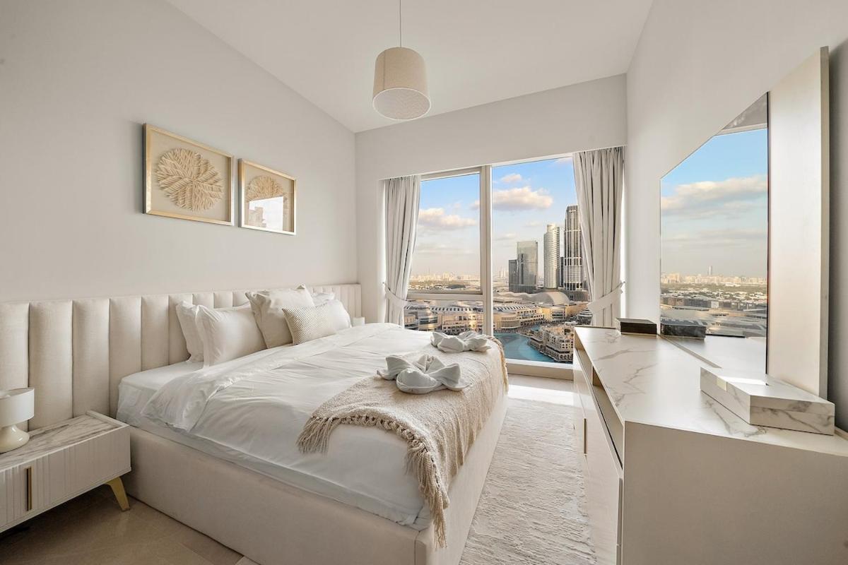 Apartment First Class 2br Burj Khalifa & Fountain View *