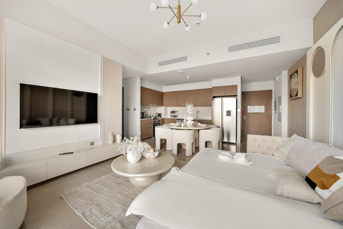 First Class 2br Burj Khalifa & Fountain View *