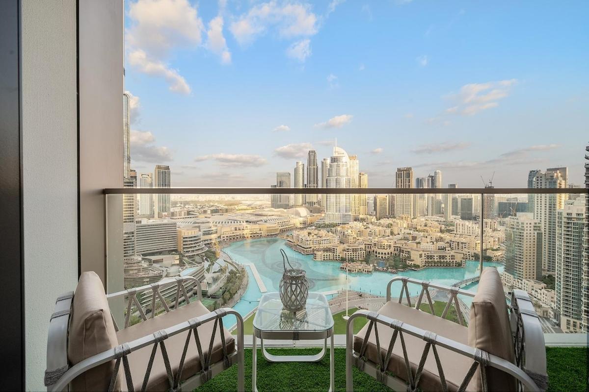 First Class 2br Burj Khalifa & Fountain View Apartment Dubai