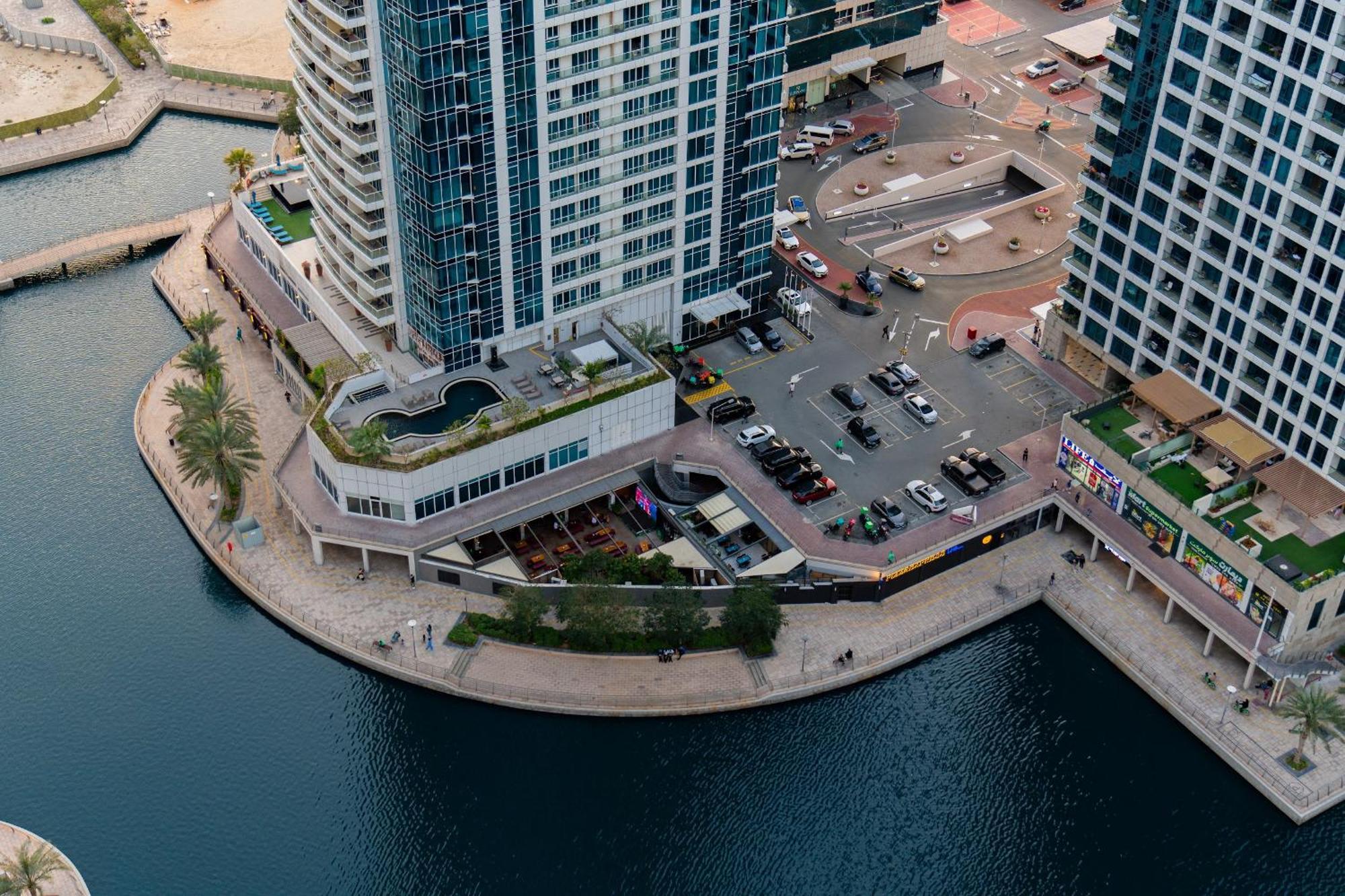 Apartment Views On 29fl - Jlt 1br Near Metro & Free Baby Gear Dubai