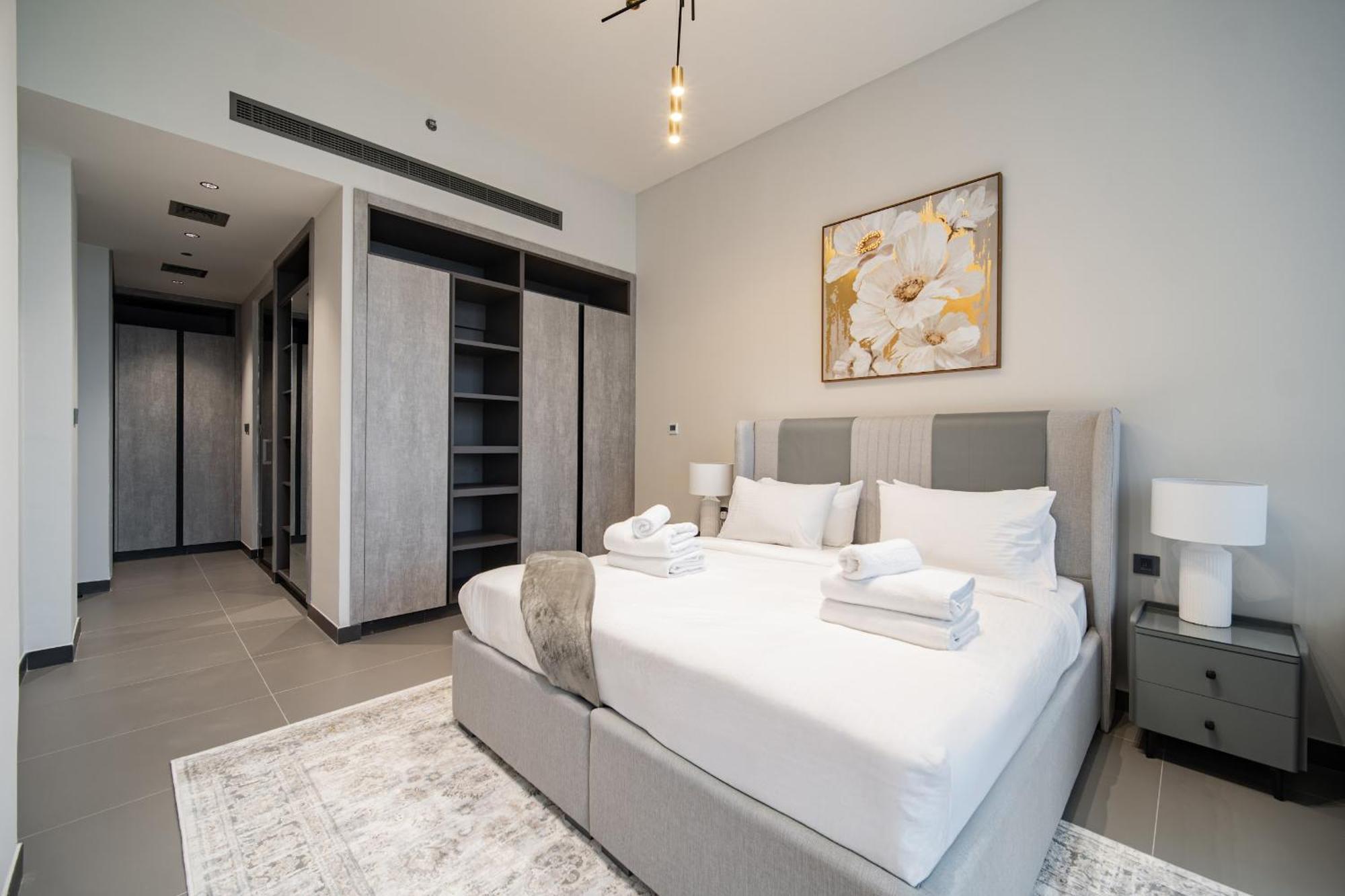 Apartment Views On 29fl - Jlt 1br Near Metro & Free Baby Gear Dubai