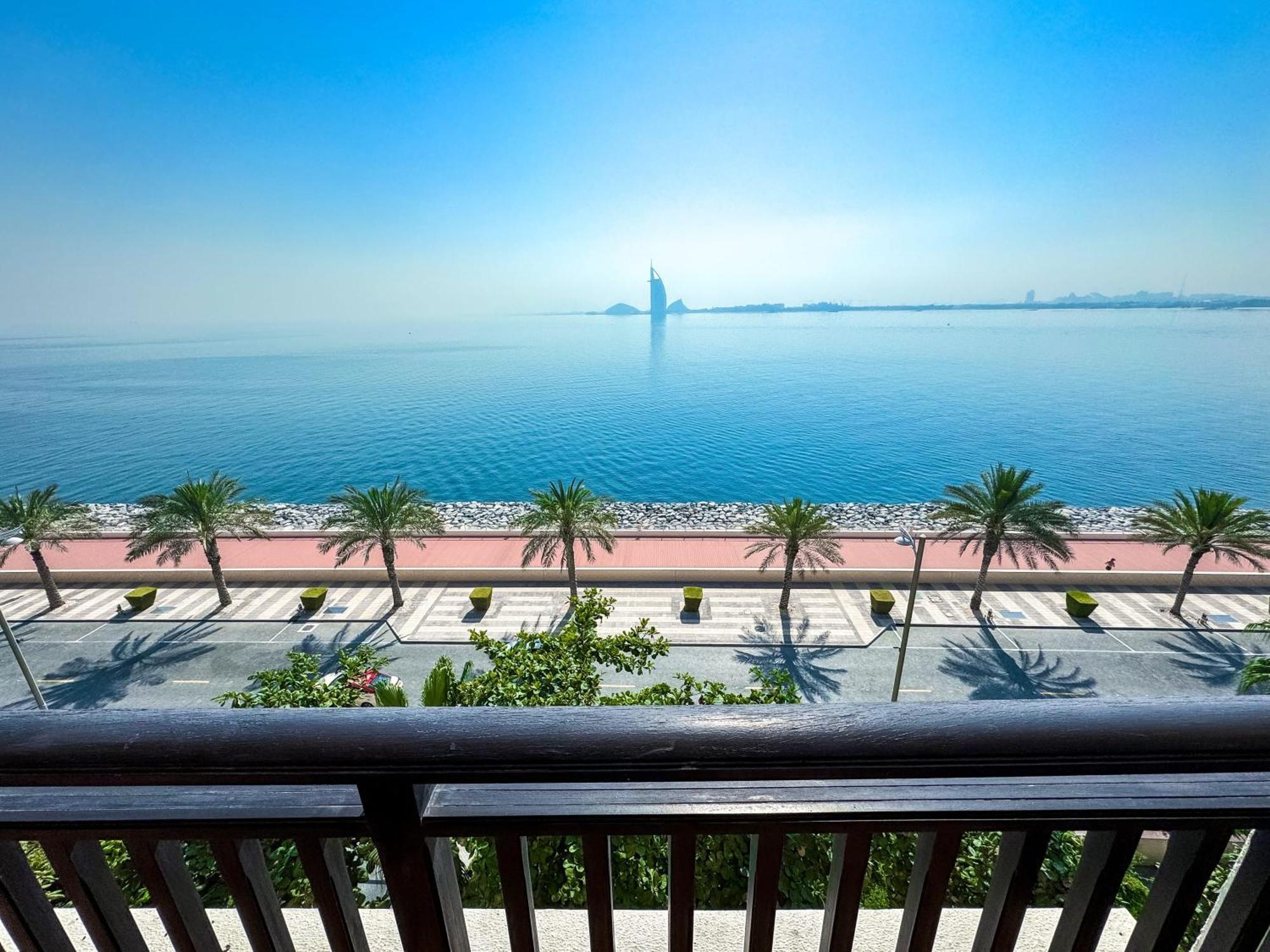 Upgraded Gorgeous 1br At 5 Star * Dubai