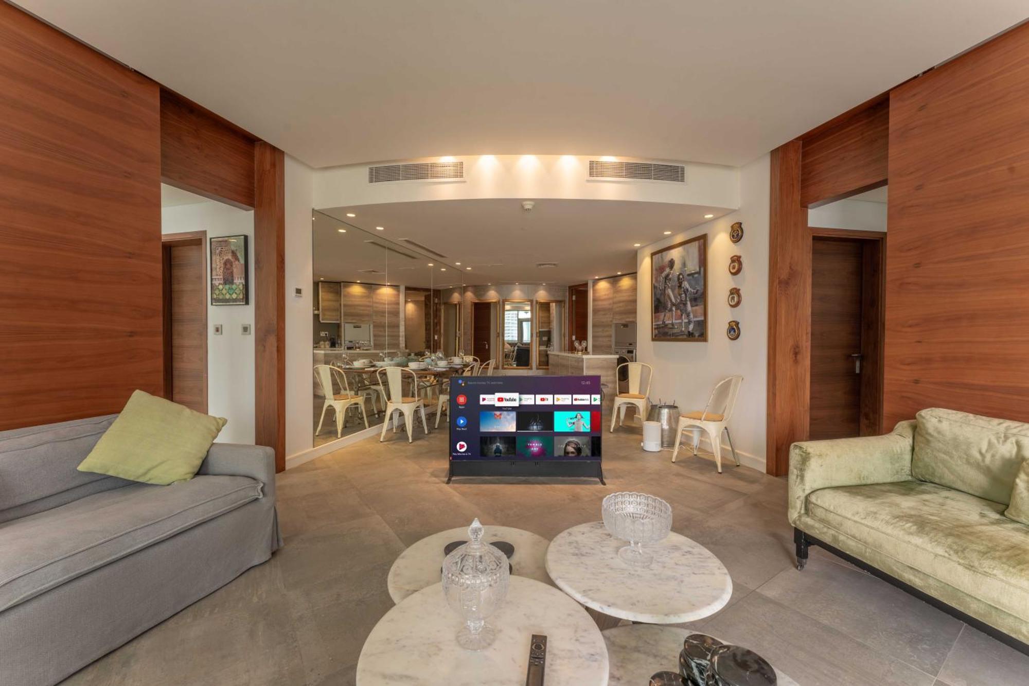Stunning 3-bedroom Marina View Apartment