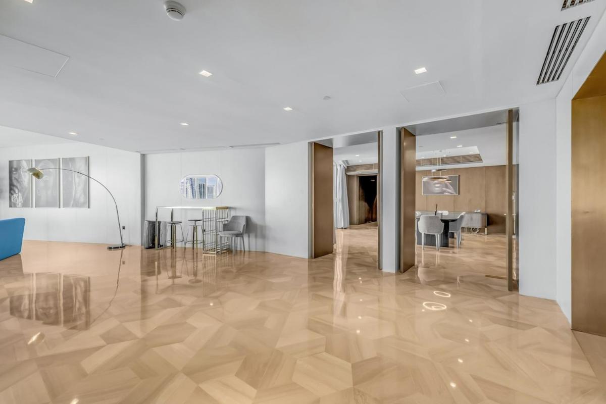 Luxury Penthouses View At Five Apartment