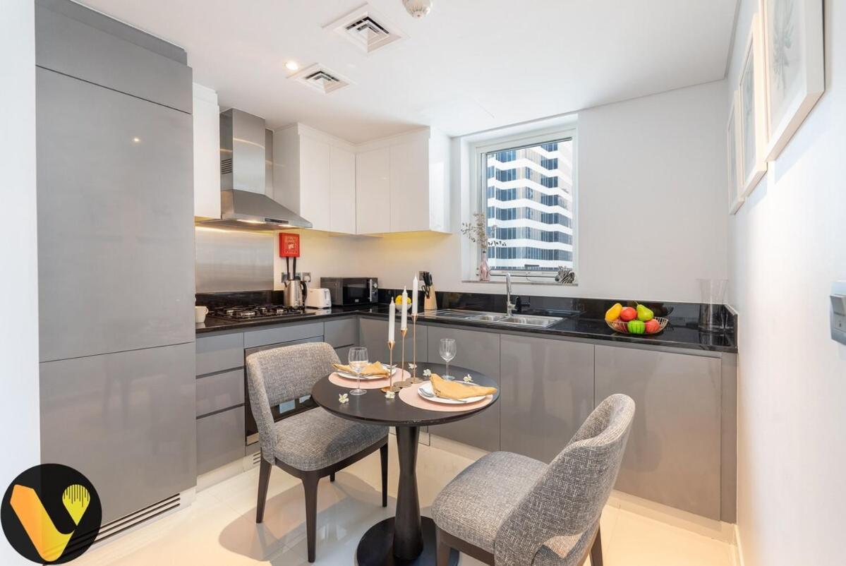 Apartment Vogue Damac Maison Prive, Pool & Canal Views, Spacious Kitchen Prime Business Bay Location, Near Downtown, Burj Khalifa & The Mall