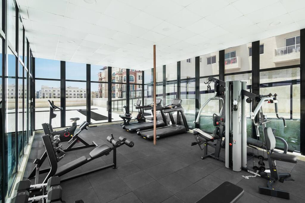 Super Elegant 1bhk - Bnh Tower Apartment Dubai