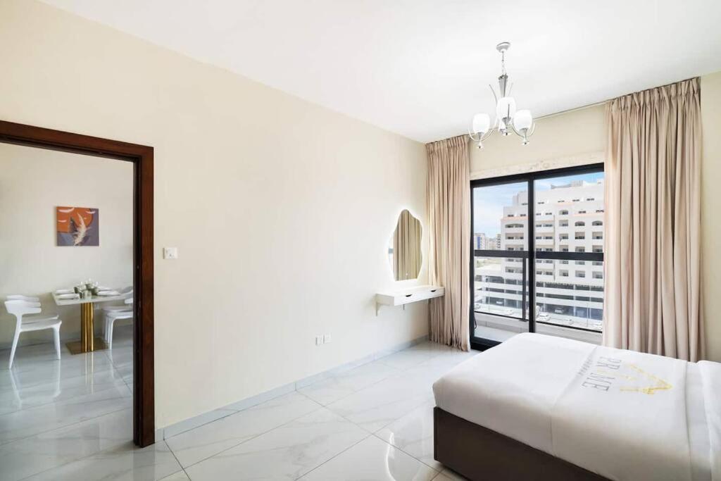 Super Elegant 1bhk - Bnh Tower * Dubai