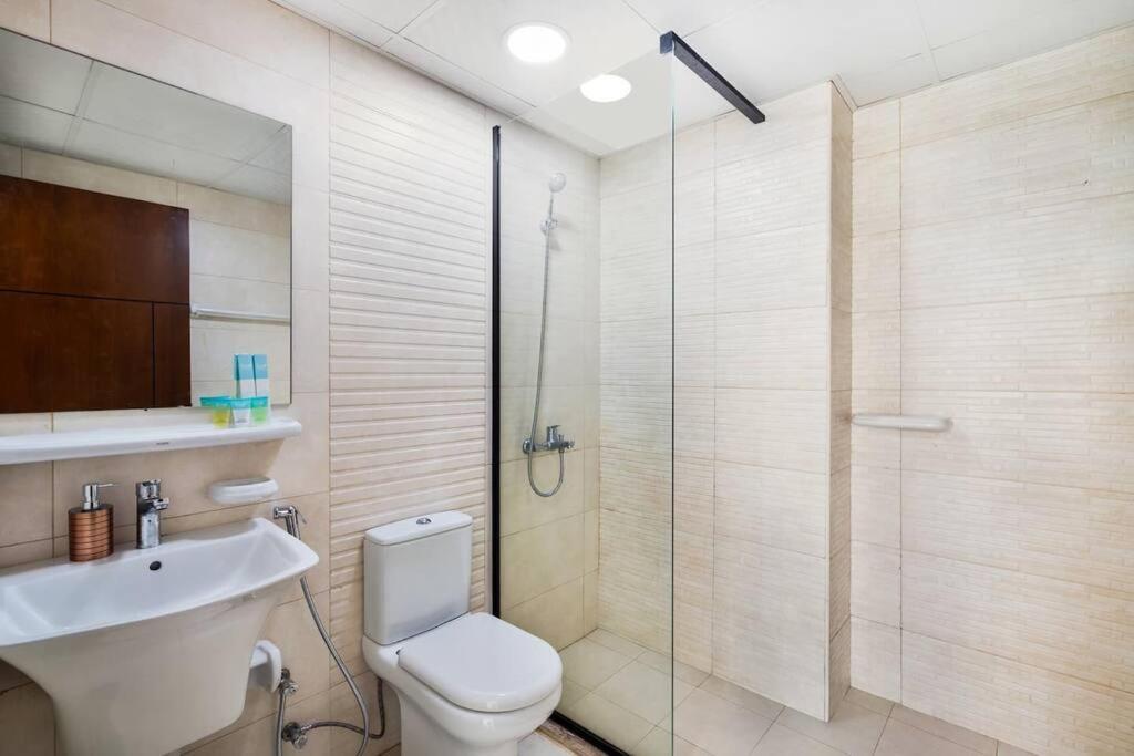 Super Elegant 1bhk - Bnh Tower