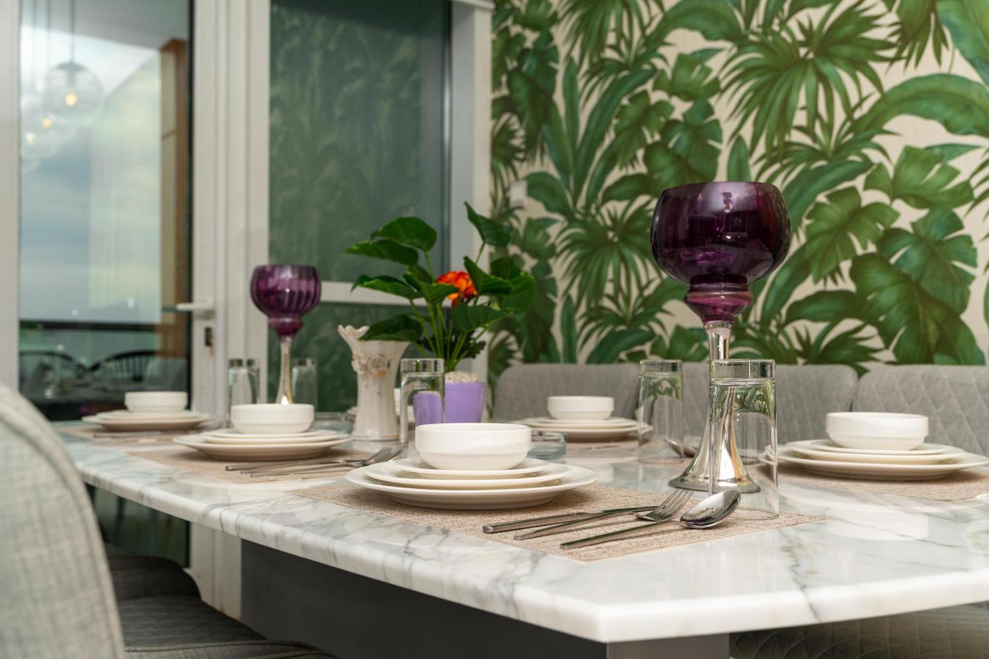 Samaya - Marina Walk Luxurious Apts Dubai