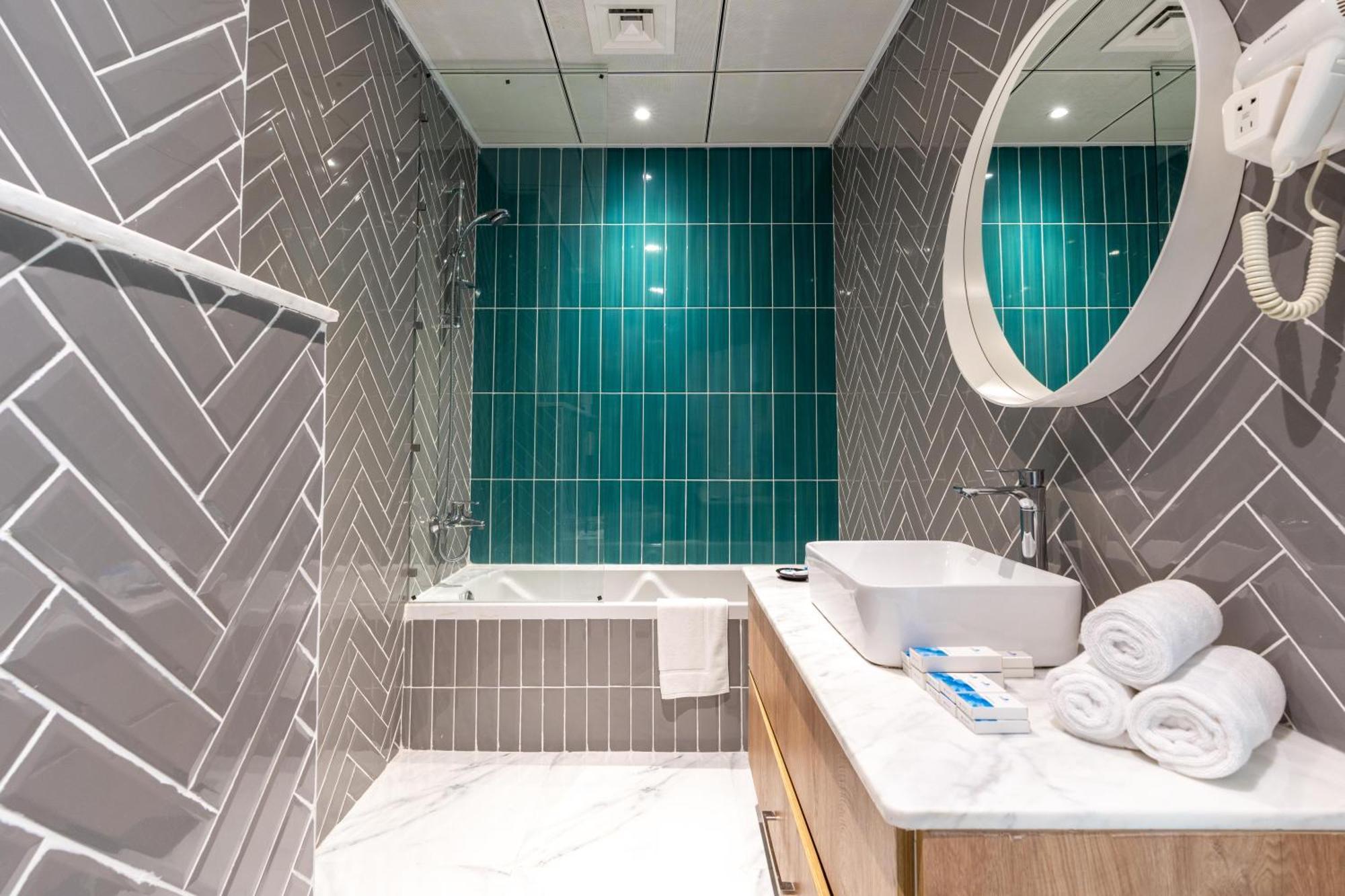 Samaya - Marina Walk Luxurious Apts Dubai