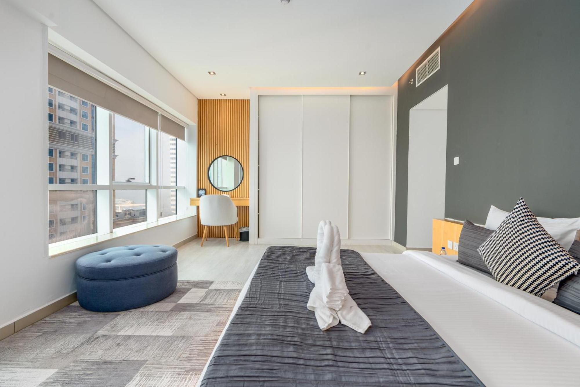Samaya - Marina Walk Luxurious Apts Dubai