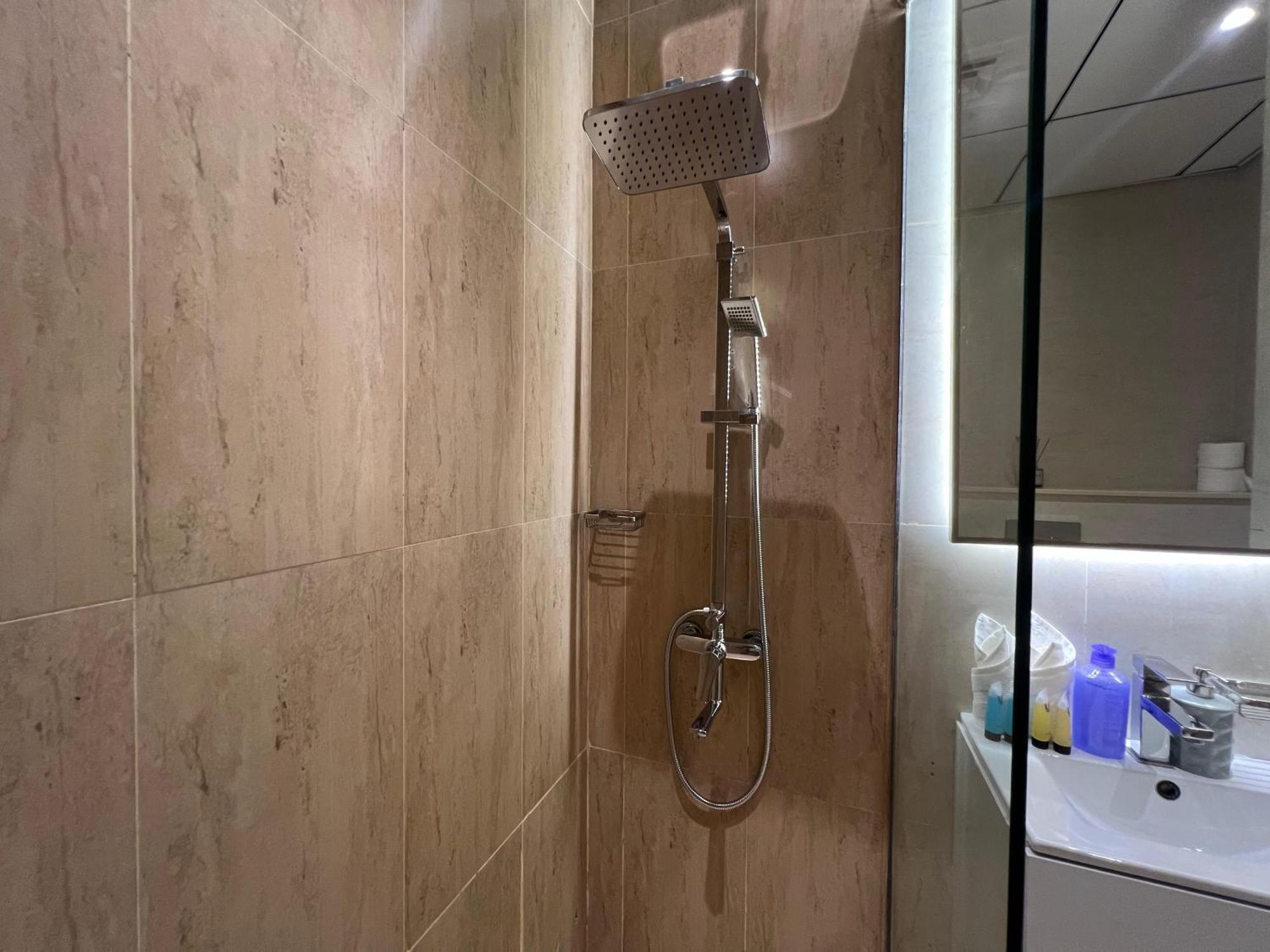 Chic & Cozy In Jvc , Amenities & Views * Dubai