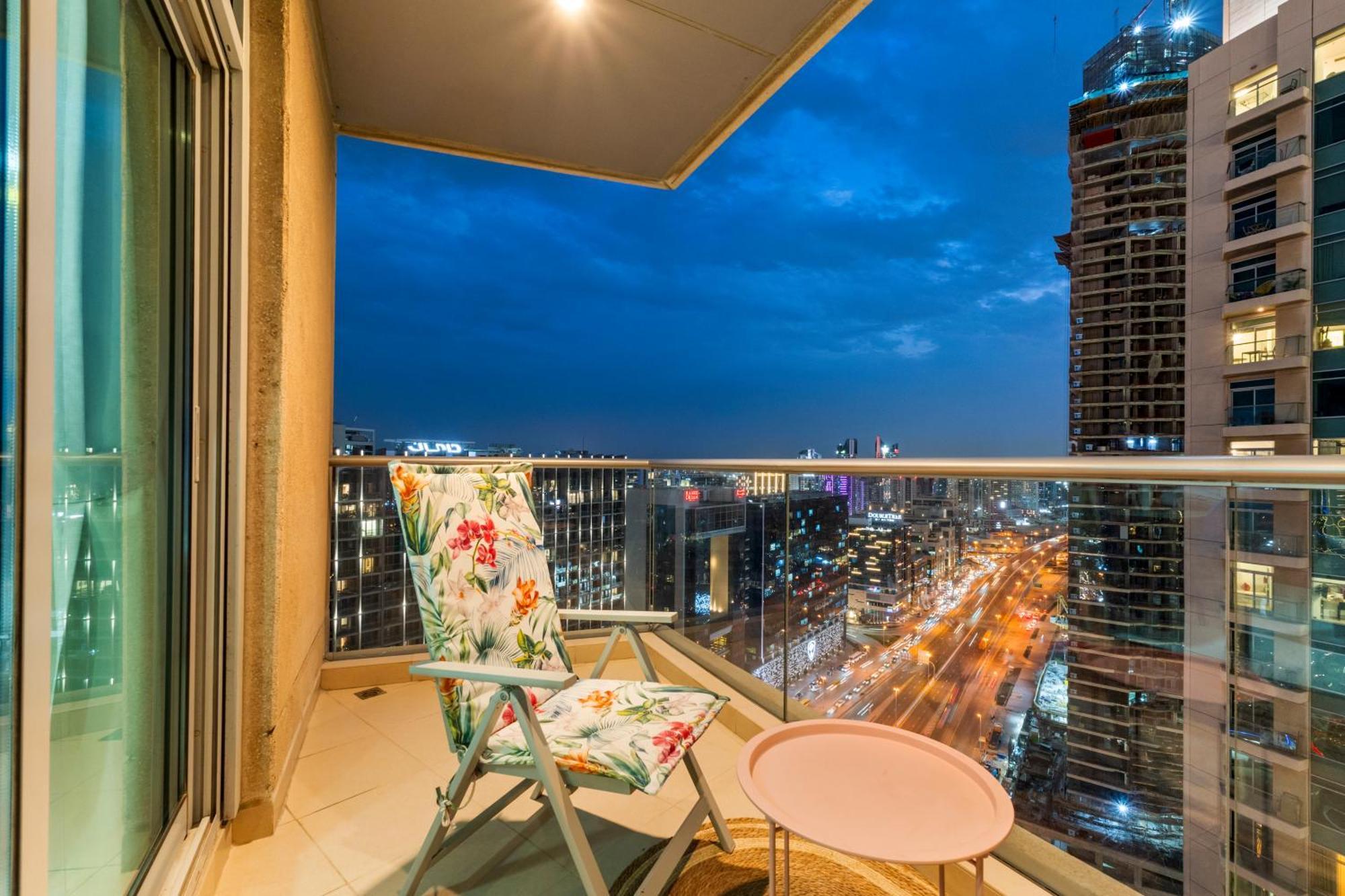 Apartment Flash Sale- Burj Khalifa View- 5mn Walk To Mall - Burj Views Tower- Stylish 1bdr Apartment- Convenient Location Dubai