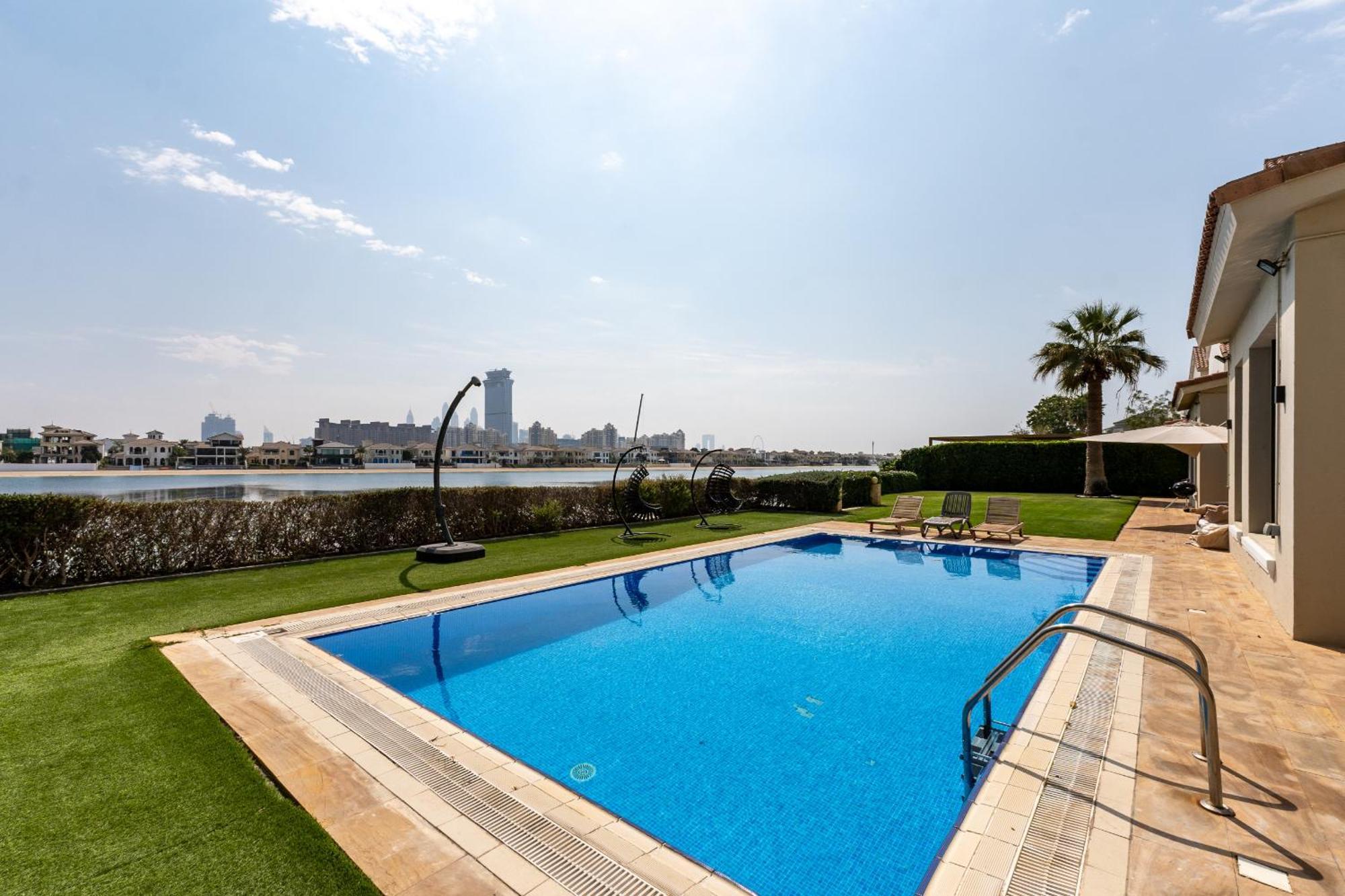 Frond D, Palm Villa, Palm Jumeirah - Mint *