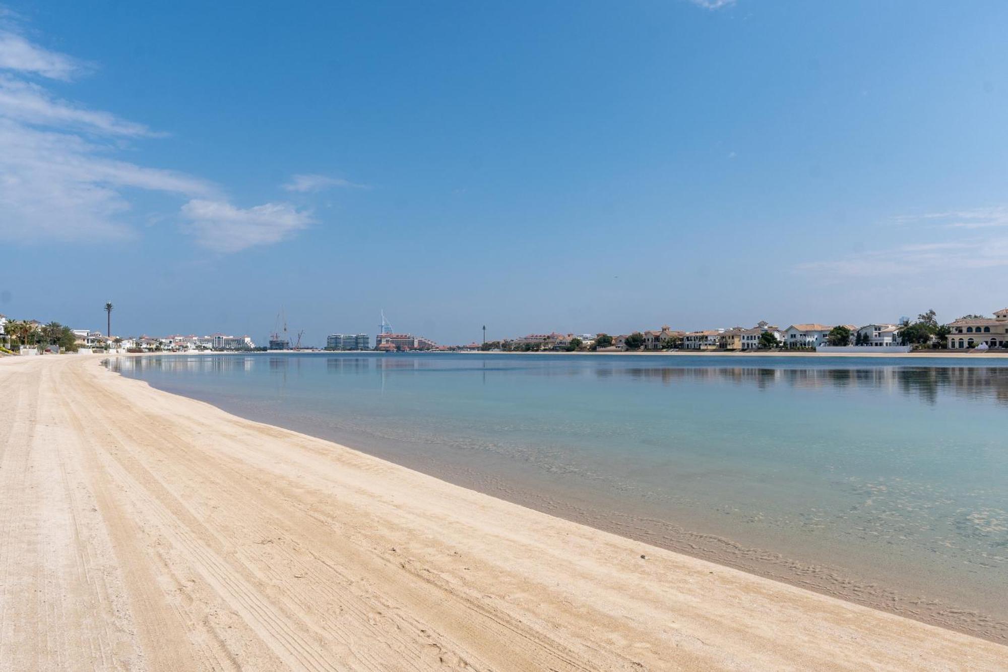 Frond D, Palm Villa, Palm Jumeirah - Mint Villa Dubai