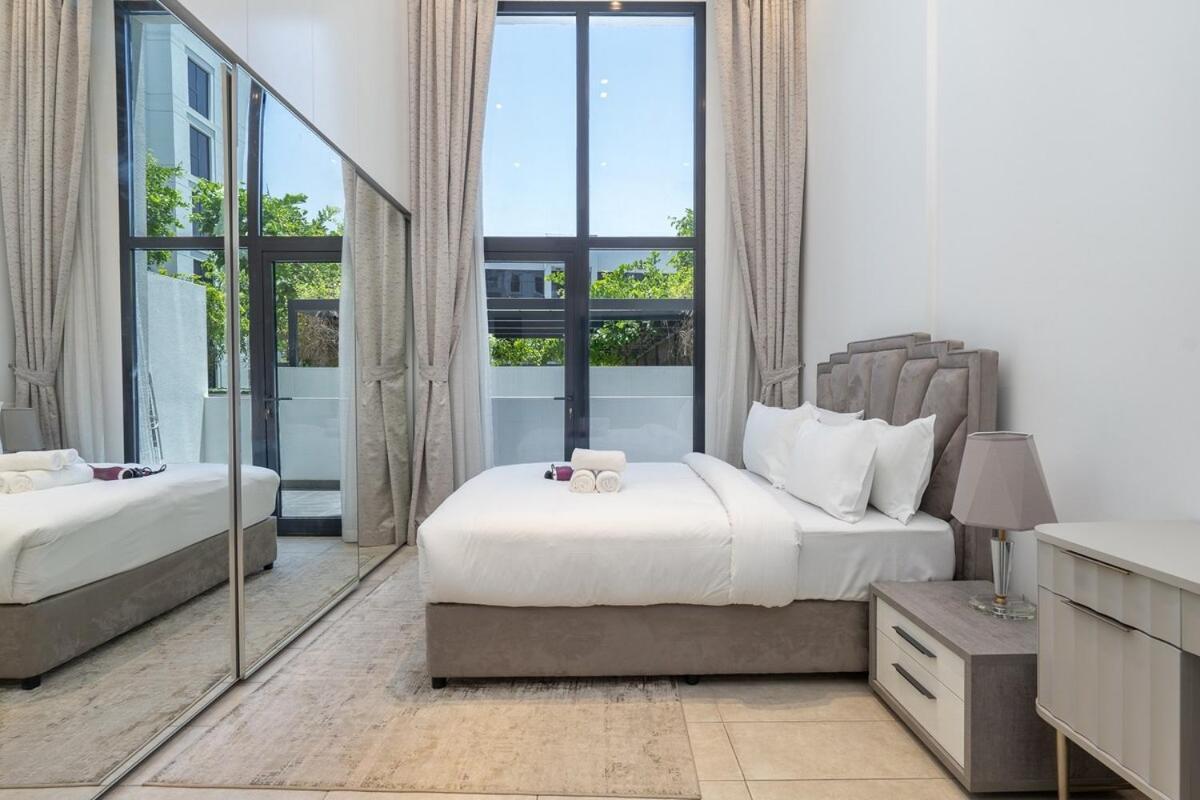 Stylish 2-bedroom Perfect For Family In Jvc * Dubai