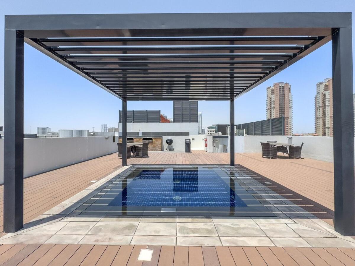 Apartment Stylish 2-bedroom Perfect For Family In Jvc Dubai