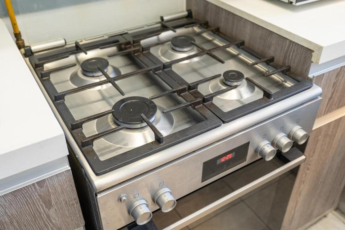 Stylish 2-bedroom Perfect For Family In Jvc Apartment