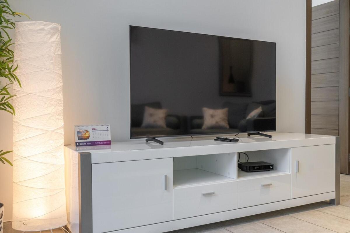 Apartment Stylish 2-bedroom Perfect For Family In Jvc Dubai