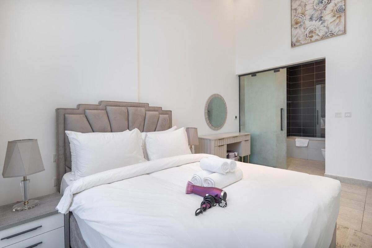Stylish 2-bedroom Perfect For Family In Jvc Apartment
