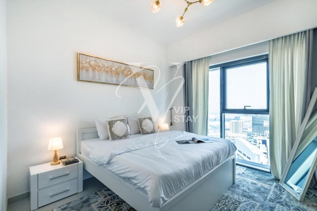 Burj Royale-modern 1bdr With Balcony In Downtown Apartment