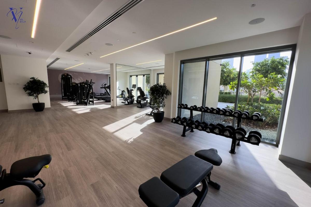 Burj Royale-modern 1bdr With Balcony In Downtown Apartment