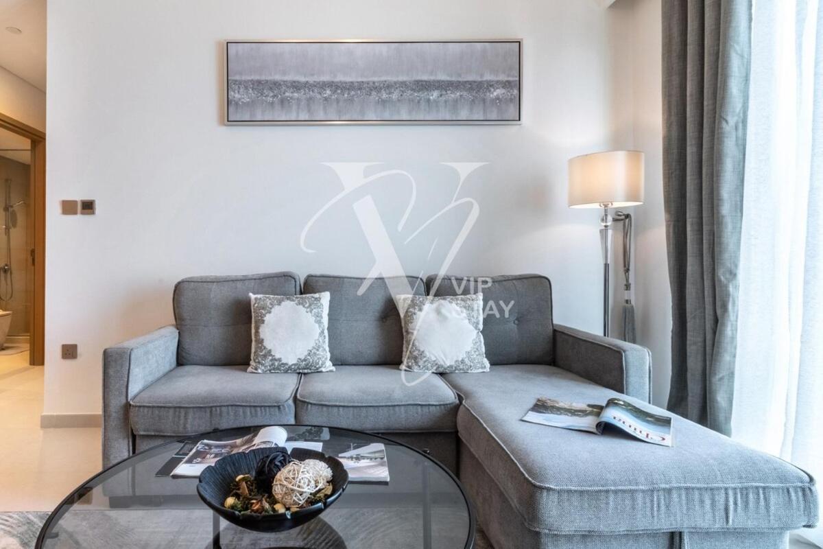 Burj Royale-modern 1bdr With Balcony In Downtown Apartment