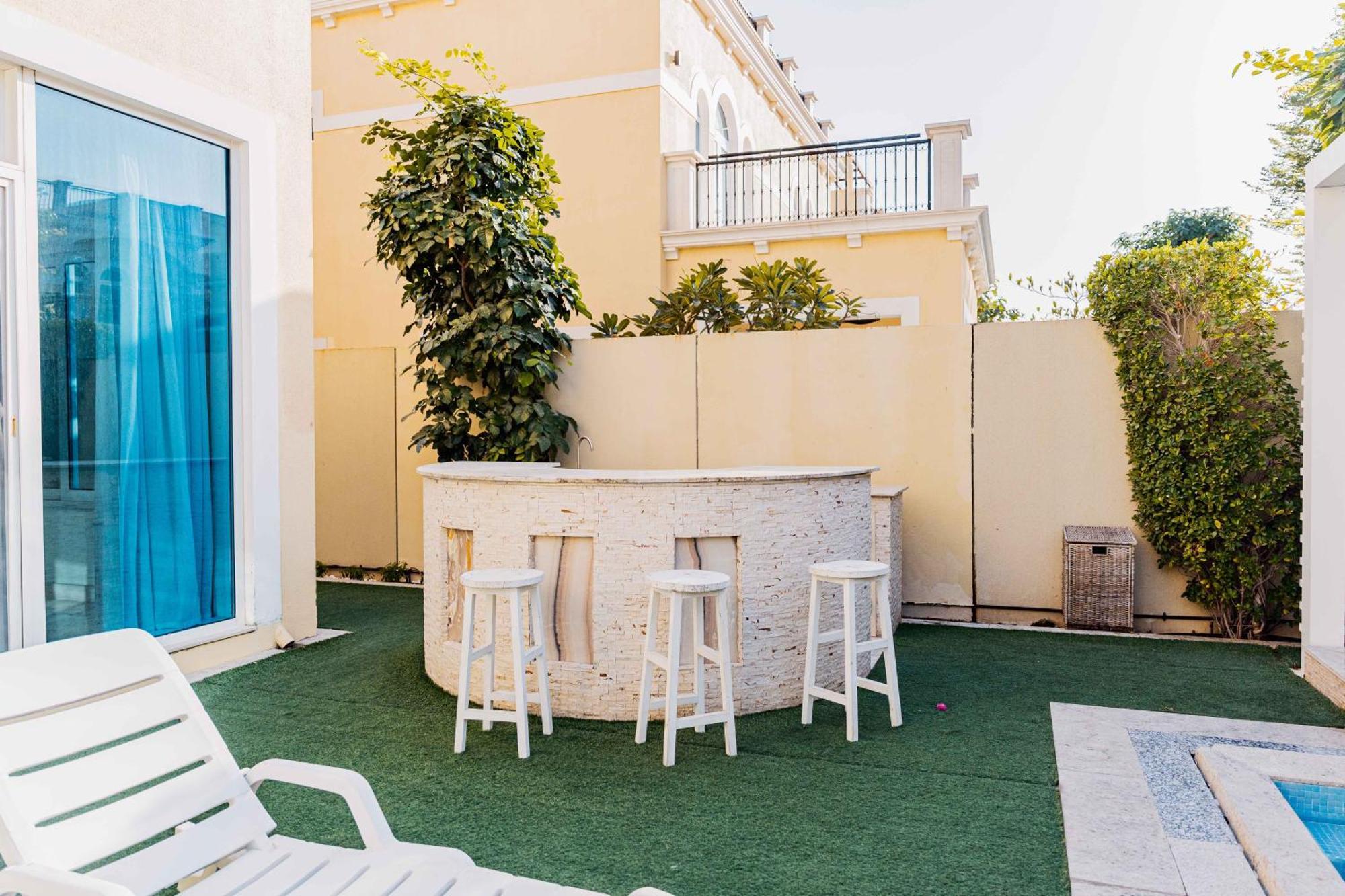 Stunning 4br Jumeira Park With Pool And Jacuzzi * Dubai