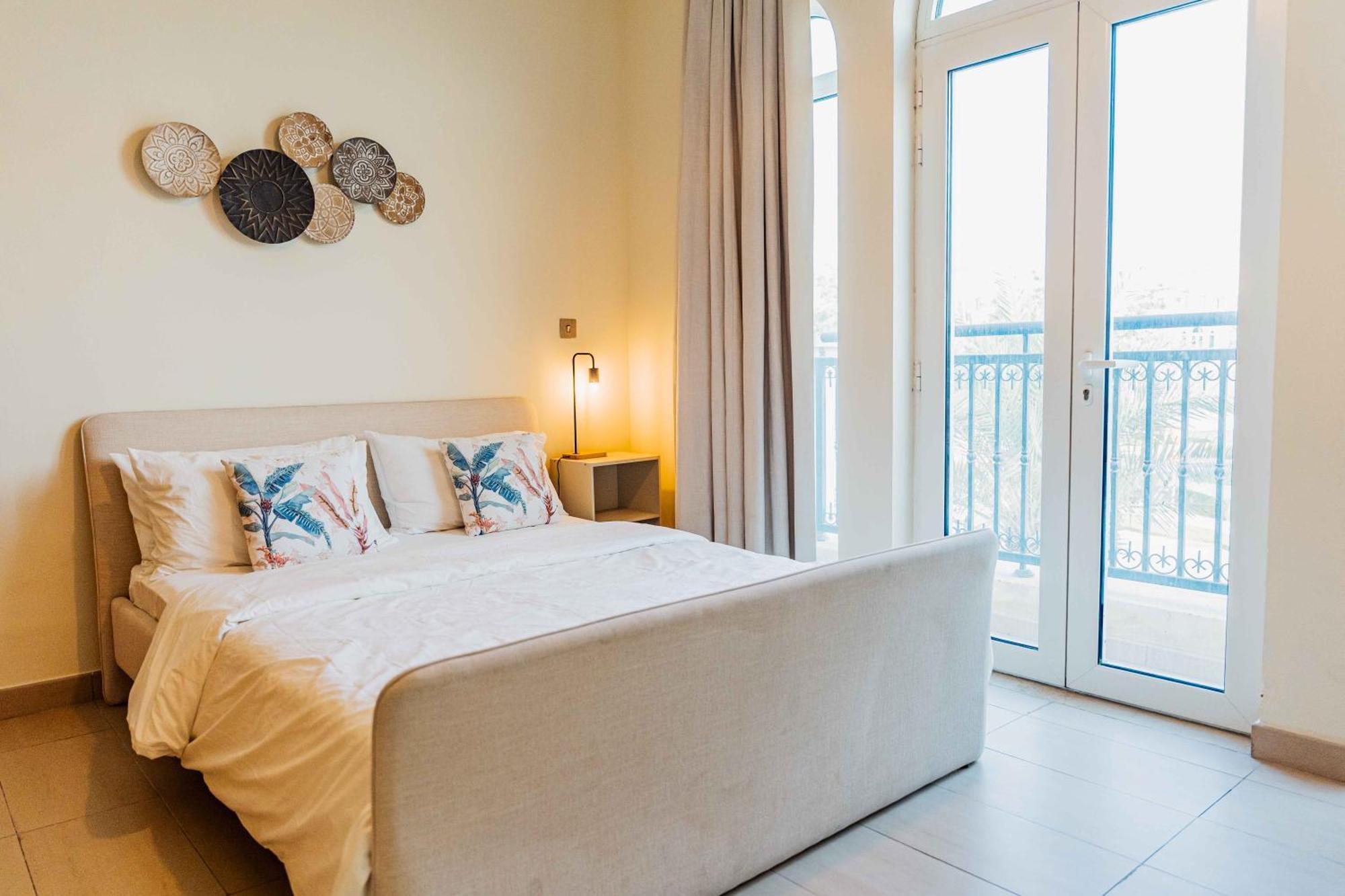 Stunning 4br Jumeira Park With Pool And Jacuzzi