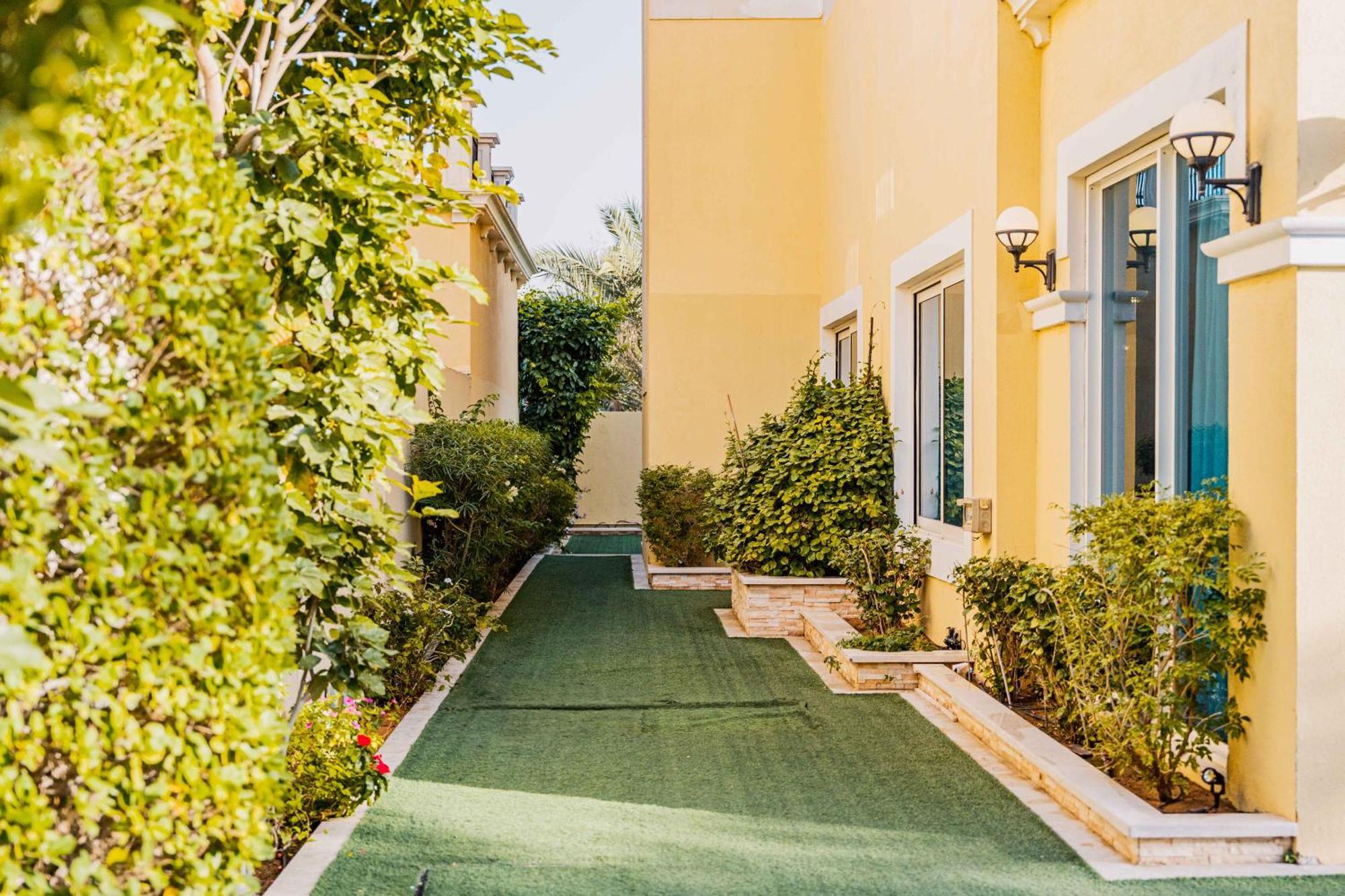 Stunning 4br Jumeira Park With Pool And Jacuzzi * Dubai