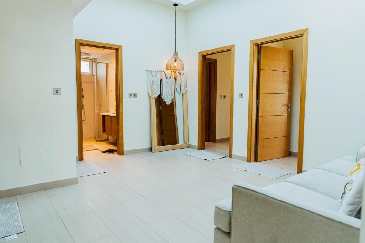 Stunning 4br Jumeira Park With Pool And Jacuzzi Villa
