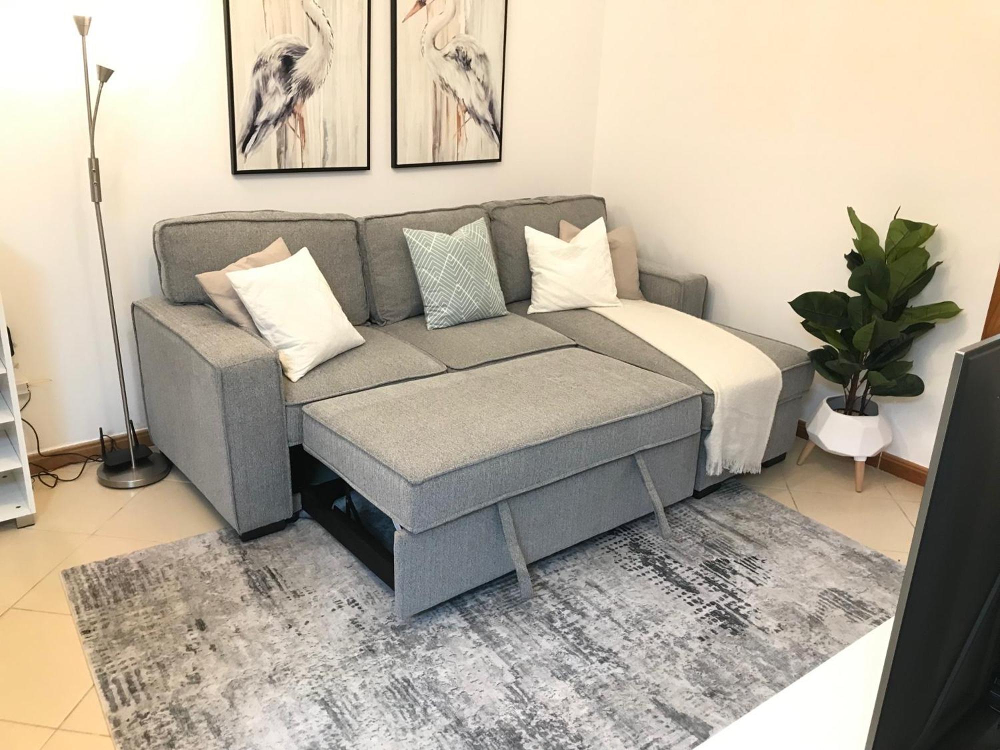 Cozy One Bedroom Close To And Metro Station Apartment *