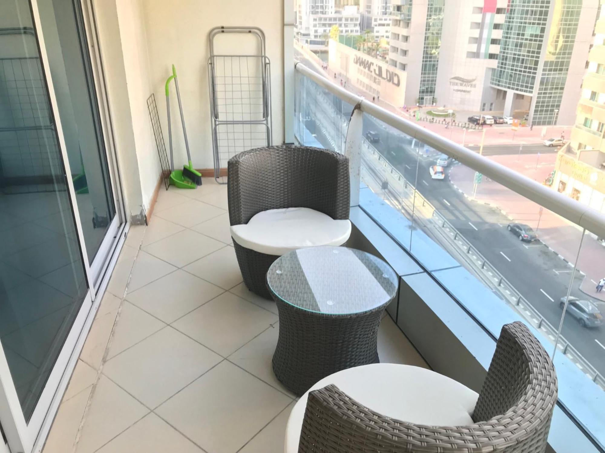 Cozy One Bedroom Close To And Metro Station * Dubai