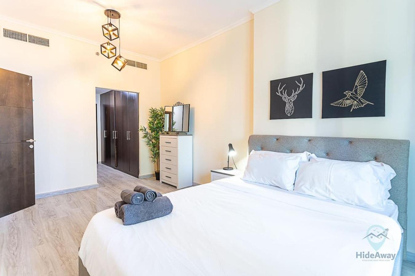 Apartment 1br Modern, Stylish Mins To Marina Dubai
