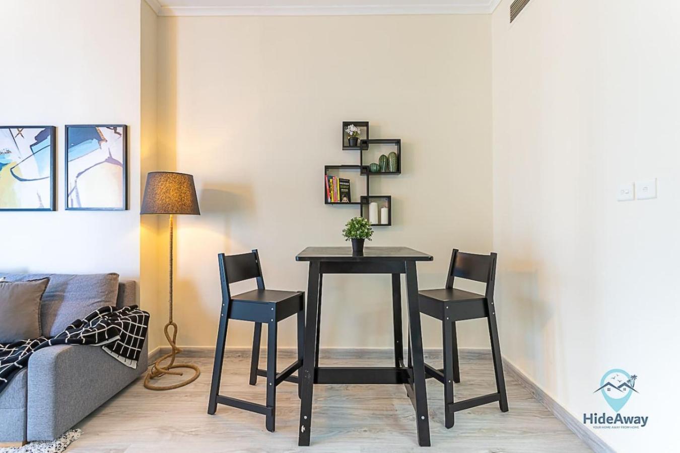 1br Modern, Stylish Mins To Marina Apartment Dubai