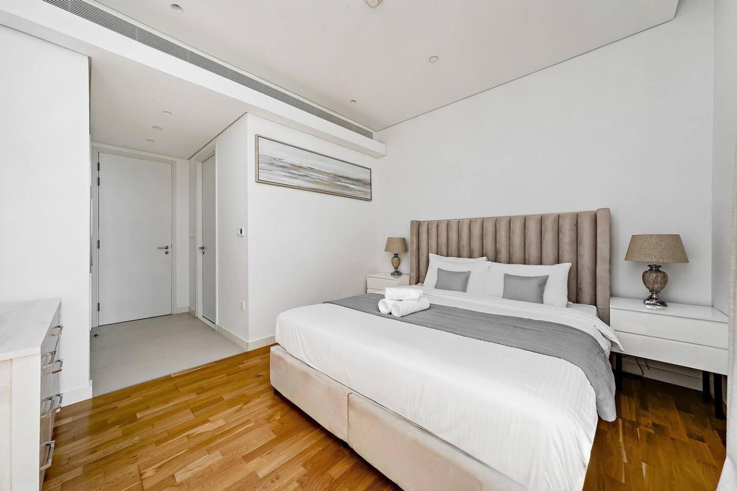 Apartment Bluewaters Sea View 2br Pool & Gym & Beachfront *