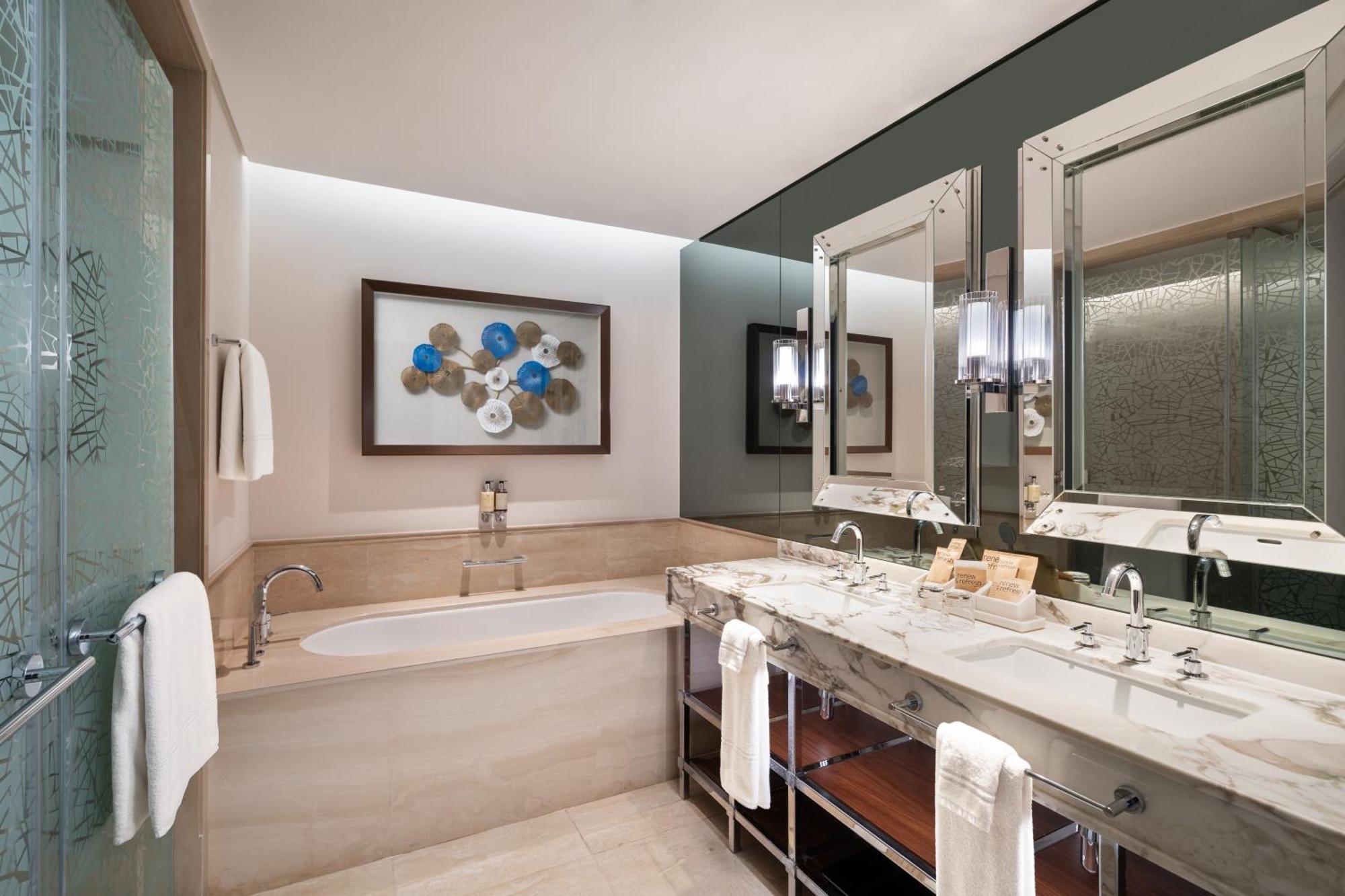 Grand Plaza Moevenpick Hotel Dubai