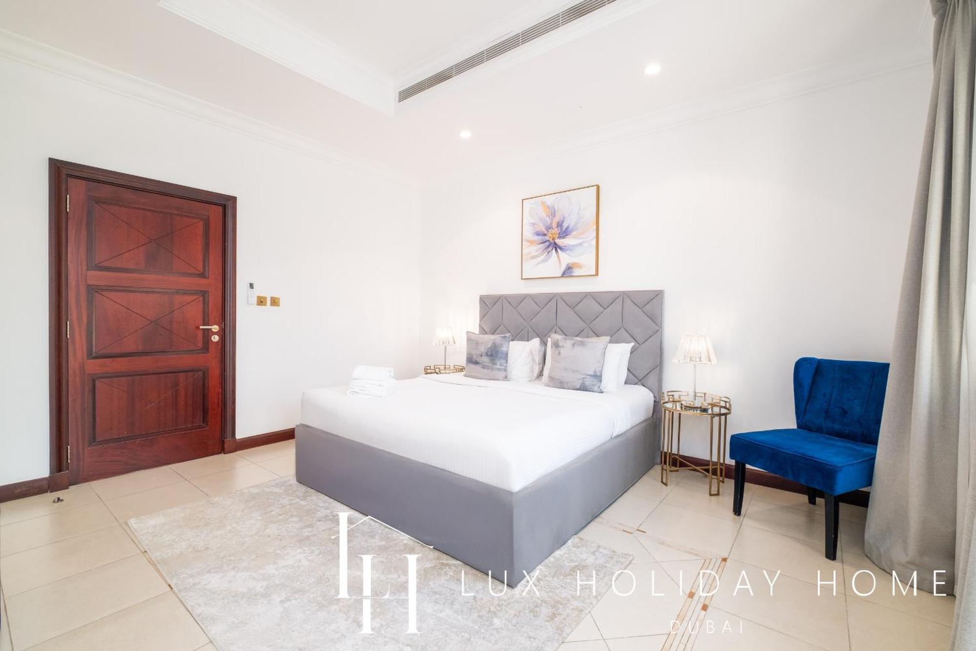 Lux - The Ocean Pearl Dubai