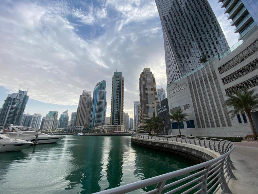 Apartment Damac Heights Dubai