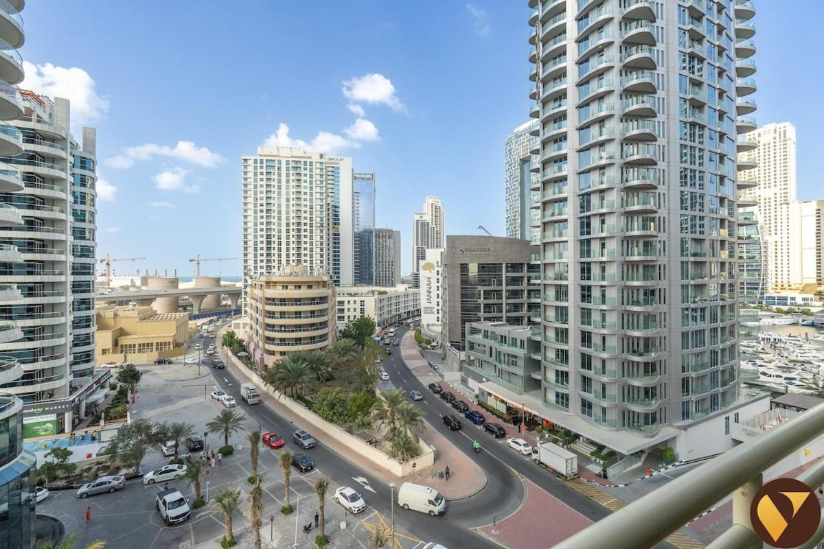 Manchester Tower With Marina Views And Balconies * Dubai
