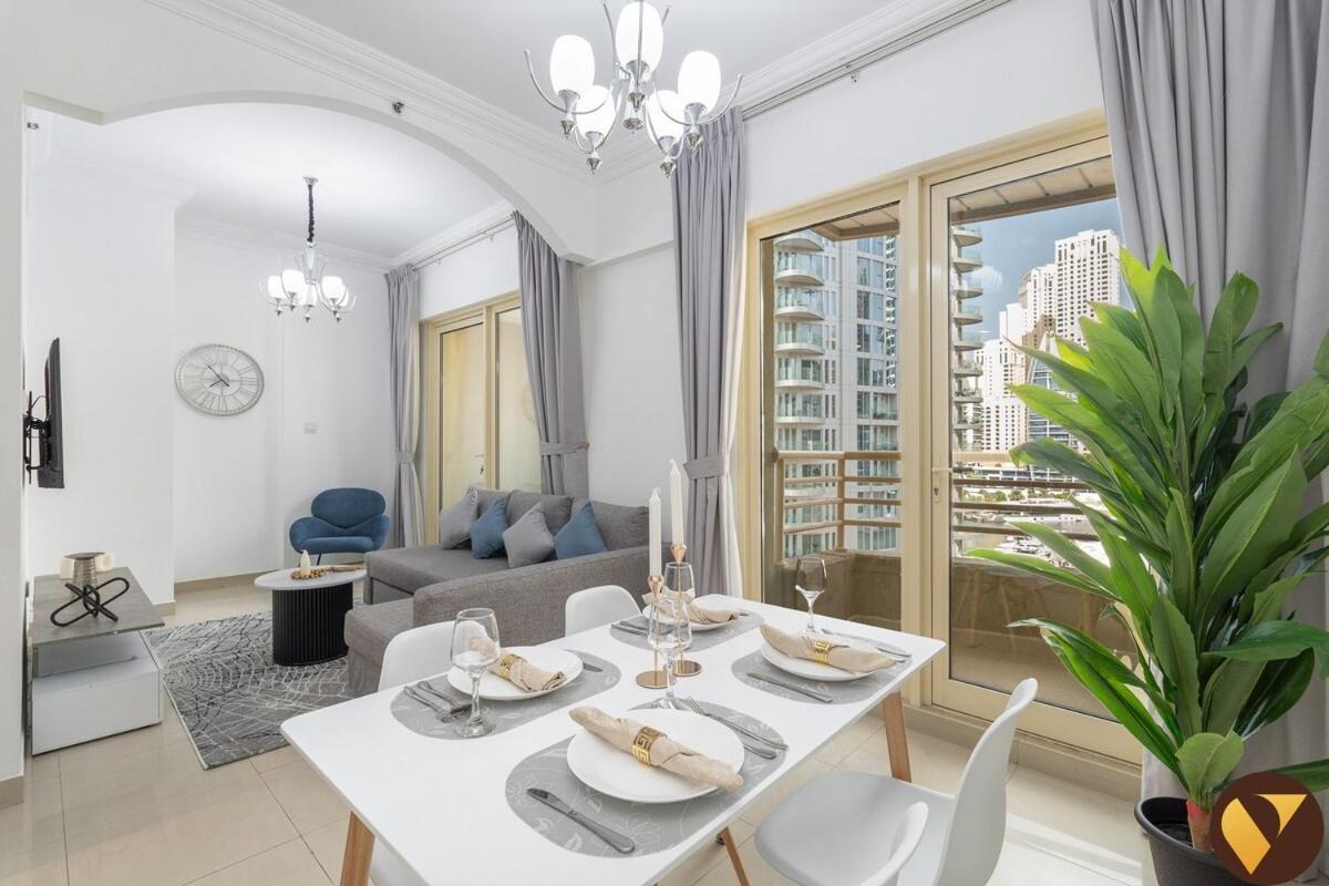 Manchester Tower With Marina Views And Balconies * Dubai