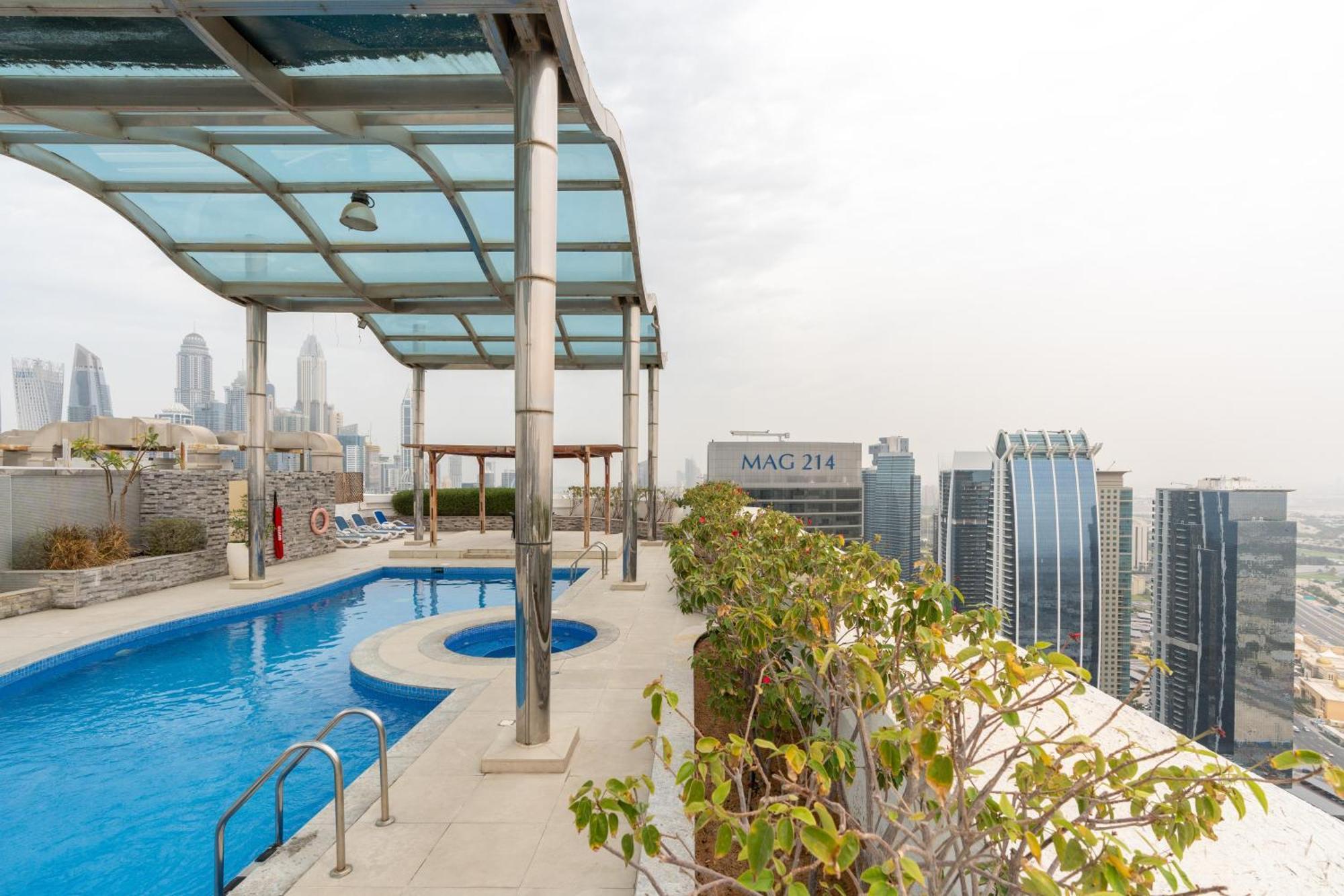 Samaya - Stylish - Jlt Apartment Dubai
